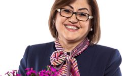 Fatma Şahin'den Anneler Günü Mesajı: "Anne, Merhametin Yeryüzündeki Hâlidir"