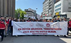 Gaziantep’te Aile Yılı Coşkusu: Kortej Yürüyüşü ve Mehteran Konseri