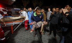 İsrail'in dün sabahtan bu yana Gazze'ye düzenlediği saldırılarda 78 Filistinli hayatını kaybetti
