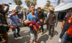 İsrail'in Gazze'ye düzenlediği saldırılarda 10 Filistinli hayatını kaybetti