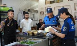 Şehitkamil Zabıtası Tavuk Satışlarını Denetledi