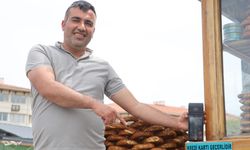Seyyar simit tezgâhına POS cihazı koydu