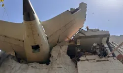Uçak Faciası! 242 Kişi Hayatını Kaybetti! Kurtulan Yok