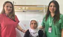 60 yaşındaki kadının kalbinden 2 kiloluk dev kitle alındı