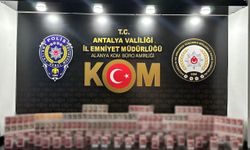 Kaçakçılığa göz açtırmayan Antalya polisi, 2 şüpheliyi tutukladı