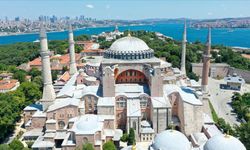 Ayasofya Camii’nde Kundaklama Girişimi!