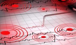Son dakika Akdeniz'de 4 büyüklüğünde deprem