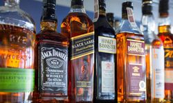 Kıbrıs Alkol Fiyatları 2025 – Bira, Viski, Rakı, Votka Güncel Liste