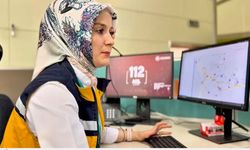 112 personelinin yönlendirmesiyle eşine doğum yaptırdı