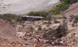 Peru’da otobüs kazası: 37 ölü