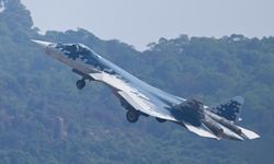 Rusya’da Su-30 tipi savaş uçağı düştü: Mürettebat hayatını kaybetti