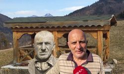 Babasının mezarına ahşap çatı yaptı, kendi vasiyetini de bıraktı