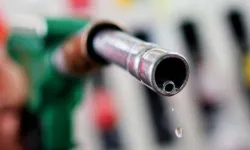 Benzine 1 Lira 30 Kuruş Zam Geldi