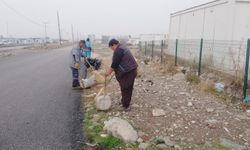 Dulkadiroğlu Belediyesi konteyner kentte ve ilçe genelinde temizlik çalışmalarını sürdürüyor
