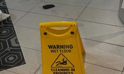 Havalimanında cebindeki bataryası patlayan yolcu yaralandı