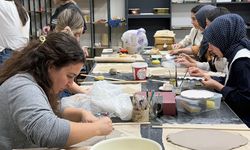 Onikişubat Belediyesi’nden kadınlara seramik kursu