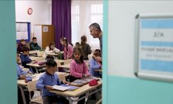 Ara tatilin ardından okullarda ilk ders zili çaldı