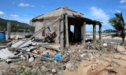 Vietnam'ı vuran Kalmaegi Tayfunu'nda 5 kişi hayatını kaybetti