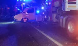 Kahramanmaraş’ta Kaza! İki Kişi Araçta Sıkıştı!