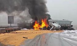 Kahramanmaraş-Gaziantep yolunda 3 tır çarpıştı, araçlar alev aldı