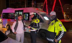 Adana’da trafik denetimi: 60 sürücüye 495 bin lira ceza kesildi