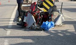 Otomobil elektrikli bisiklete çarptı; 1 ölü