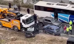 Ankara'da vinç, 13 araca çarptı; 5 yaralı