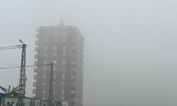 Antakya’da Sabah Sisi Görüş Mesafesini 50 Metreye Düşürdü