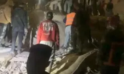 Aynı Bölgede Nedeni Belirsiz İki Bina Çöktü: 19 Ölü, 16 Yaralı