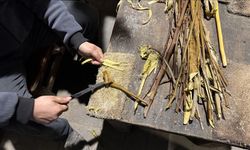 Dut ağacından üretilen Semerkant kağıdı dayanıklılığıyla öne çıkıyor