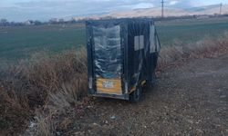 Isparta’da Elektrikli Motosiklet Devrildi: 2 Kişi Hafif Yaralandı