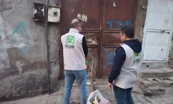 Kahramanmaraş Umut Kervanı, Regaib Kandili’nde gıda dağıtımı gerçekleştirdi