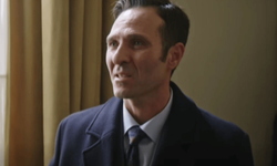 Kral Kaybederse Ziya Akgün Kimdir? Ekranda Görünmeyen Ancak Hikayeyi Etkileyen Karakter