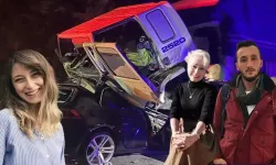 Otomobil ile TIR çarpıştı; 3 ölü, 1 yaralı