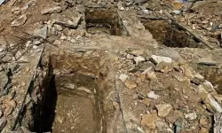 Suriye'de eski güvenlik merkezinde toplu mezar bulundu