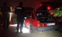 Sahte plakalı otomobil PTS kamerasına takıldı: Ön uyuştur*cu testi pozitif çıkan ehliyetsiz sürücüye ceza yağdı