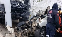 Tokat’ta kamyonet ile tır çarpıştı: 1 ölü, 2 yaralı