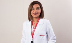 Yılbaşı akşamında yemek yerken pişman etmeyecek 10 altın kural