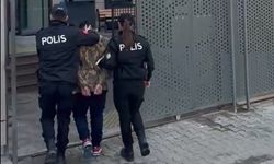 Hem dolandırıcı hem kart faresi: 16 ilden kaçtı, İzmir’de yakalandı