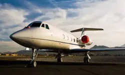 ABD'de 8 Kişiyi Taşıyan Uçak Kalkışta Düştü