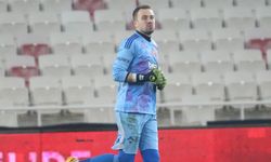 Beşiktaş’ta Mert Günok ile yollar ayrıldı