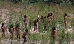 Dünyayla Teması Olmayan Kabile İlk Kez Bu Kadar Yakından Görüntülendi