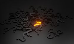 Halil Tolga Ayvazoğlu kimdir, ne iş yapıyor? Nereli, evli mi?