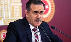 İhsan Özkes kimdir, kaç yaşında, nereli, hangi partili?