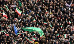 İran'da protesto neden başladı, kaç kişi öldü? Son durum ne?