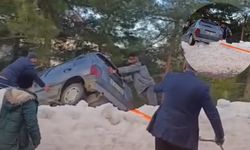 Kahramanmaraş’ta kara saplanan aracı vatandaşlar kurtardı