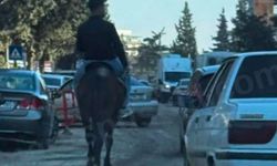 Kahramanmaraş’ta Vatandaş Çareyi Atla Seyahat Etmekte Buldu