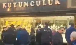 Kar vaadiyle para ve altın toplayan kuyumcu ve oğlu sırra kadem bastı