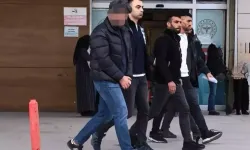 Kendilerini Polis Olarak Tanıtan 2 Dolandırıcılık Şüphelisi Tutuklandı