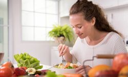 Kış Yorgunluğunun Nedeni Uykusuzluk Değil! Uzmanından Beslenme Uyarısı